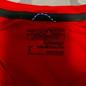 Patagonia red lightweight capilene baselayer